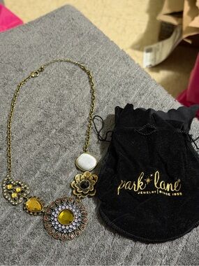 Park Lane Necklace with dusty